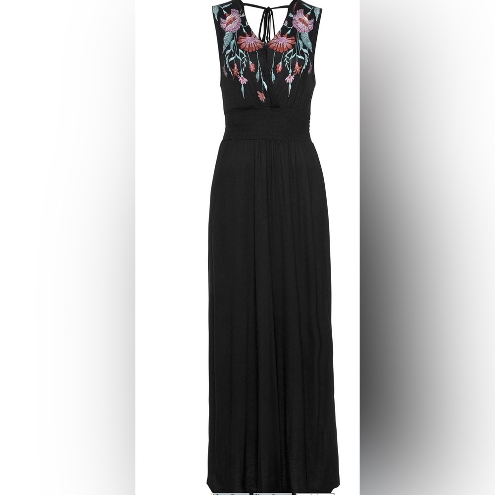 Woman’s V Neck Maxi Dress brand new never worn.